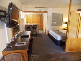 Quality Inn The Willows - Whitsundays Accommodation 1