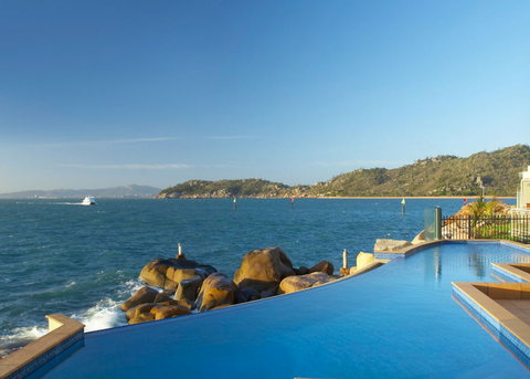 Grand Mercure Apartments Magnetic Island - Whitsundays Accommodation 1