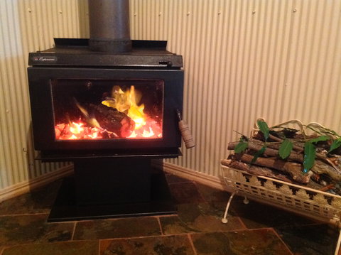 Maleny Country Cottages - Whitsundays Accommodation 3