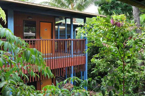 Airlie Beach Magnums Backpackers - Whitsundays Accommodation 3