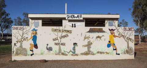 Curtin Springs Wayside Inn - Whitsundays Accommodation 12