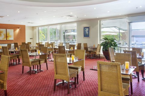 DoubleTree By Hilton Esplanade Darwin - Whitsundays Accommodation 8