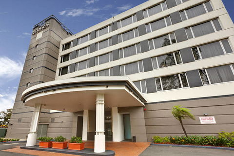 Rydges Bankstown Sydney - Whitsundays Accommodation 2
