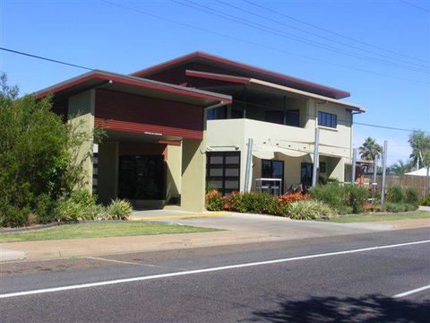 Spinifex Motel & Serviced Apartments - Whitsundays Accommodation 5
