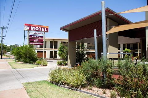 Spinifex Motel & Serviced Apartments - Whitsundays Accommodation 9