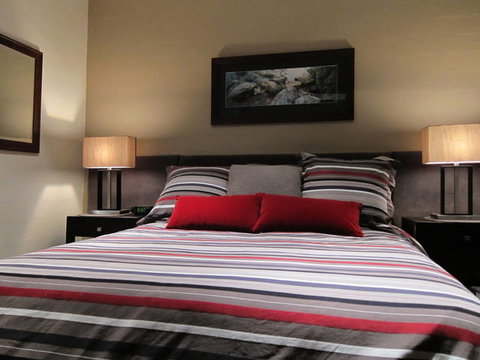 Squatters Run Apartments - Whitsundays Accommodation 7