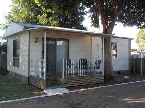 Sunnyside Caravan Park - Whitsundays Accommodation 1