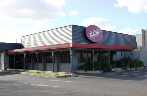 Sunshine Motor Inn - Whitsundays Accommodation 5