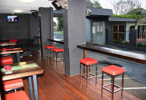 Sunshine Motor Inn - Whitsundays Accommodation 12