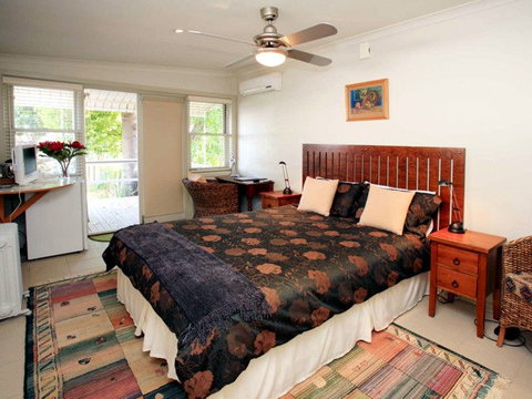 The Bank Guesthouse - Whitsundays Accommodation 4