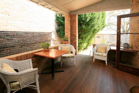 The Bank Guesthouse - Whitsundays Accommodation 7