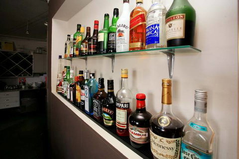 The Bank Guesthouse - Whitsundays Accommodation 8