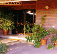 The Lookout Cave Underground Motel - Whitsundays Accommodation