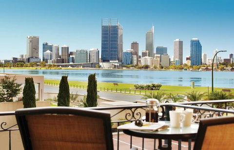 The Peninsula - Riverside Serviced Apartments - Whitsundays Accommodation 6