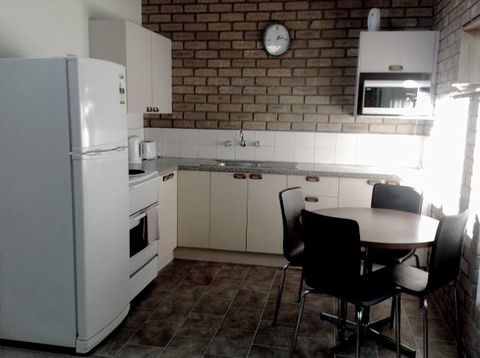 Town Centre Holiday Apartments - Whitsundays Accommodation 5