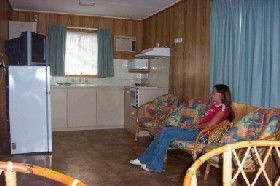 Acclaim Pine Grove Holiday Park - Whitsundays Accommodation 2