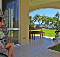 Absolute Beachfront Apartment - Whitsundays Accommodation