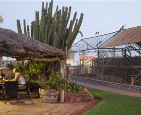 Curtin Springs Wayside Inn - Whitsundays Accommodation 3