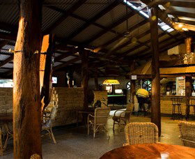 Lazy Lizard Caravan Park - Whitsundays Accommodation 2