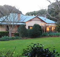 MossGrove Bed and Breakfast - Whitsundays Accommodation