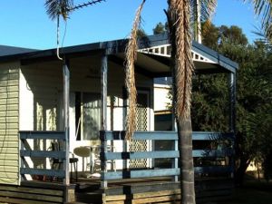 Airport Tourist Park - Whitsundays Accommodation 0