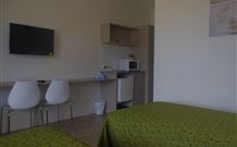 Ashwood Motel - West Gosford - Whitsundays Accommodation 2