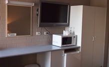 Canowindra Riverview Motel - Whitsundays Accommodation 3