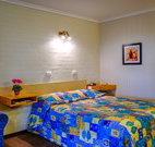 Country Roads Motor Inn - Whitsundays Accommodation