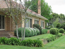 Westgate Vineyard Country House - Whitsundays Accommodation 0