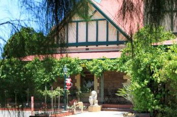 The Lodge Outback Motel - Whitsundays Accommodation 0