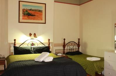 The Lodge Outback Motel - Whitsundays Accommodation 4