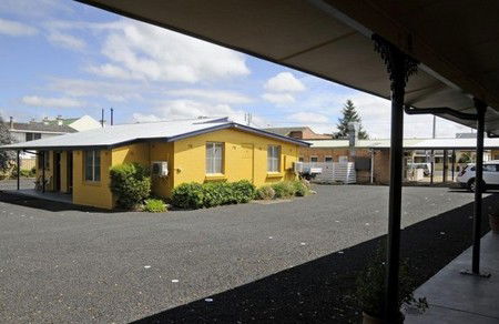 Amber Motel - Whitsundays Accommodation 1