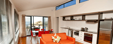 Australis Diamond Beach Resort & Spa - Whitsundays Accommodation 2