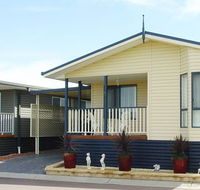 Palm Valley Motel And Home Village - Whitsundays Accommodation
