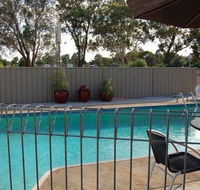 Mia Motel - Whitsundays Accommodation