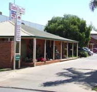 Yambil Inn Motel - Whitsundays Accommodation