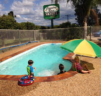 Country Rose Motel - Whitsundays Accommodation