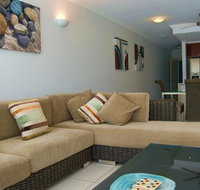 Waters Edge Apartments Cairns - Whitsundays Accommodation
