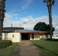 Coro Motel - Whitsundays Accommodation