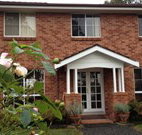 The White House Apartment - Whitsundays Accommodation