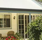 Meadow Cottage - Whitsundays Accommodation