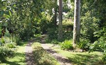 Tallawalla Retreat - Whitsundays Accommodation 4