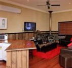 Top of the Range Retreat - Whitsundays Accommodation
