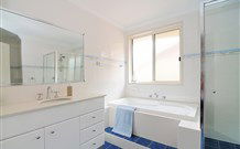 Marengo Chalet - Whitsundays Accommodation 1