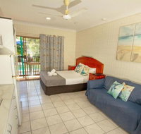 Tropical Palms Resort  4WD Hire - Whitsundays Accommodation