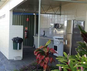Palm Tree Caravan Park - Whitsundays Accommodation 3