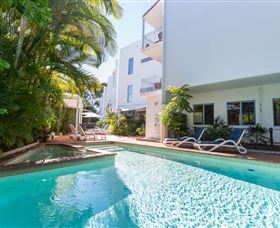 Accommodation Rimini By The River- Noosa - Whitsundays Accommodation 0