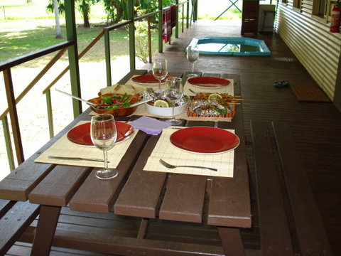 Berry Creek Bush Retreat - Whitsundays Accommodation 1