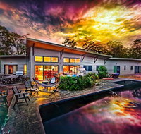 Jenolan Valley View - Whitsundays Accommodation