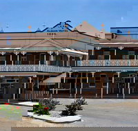 Albion Hotel Grenfell - Whitsundays Accommodation